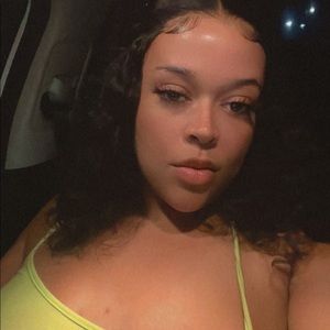 Meet your Posher, Gina